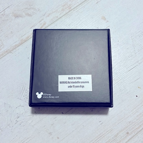 Baublebar x Disney Donald Duck gem earrings - Picture 6 of 6